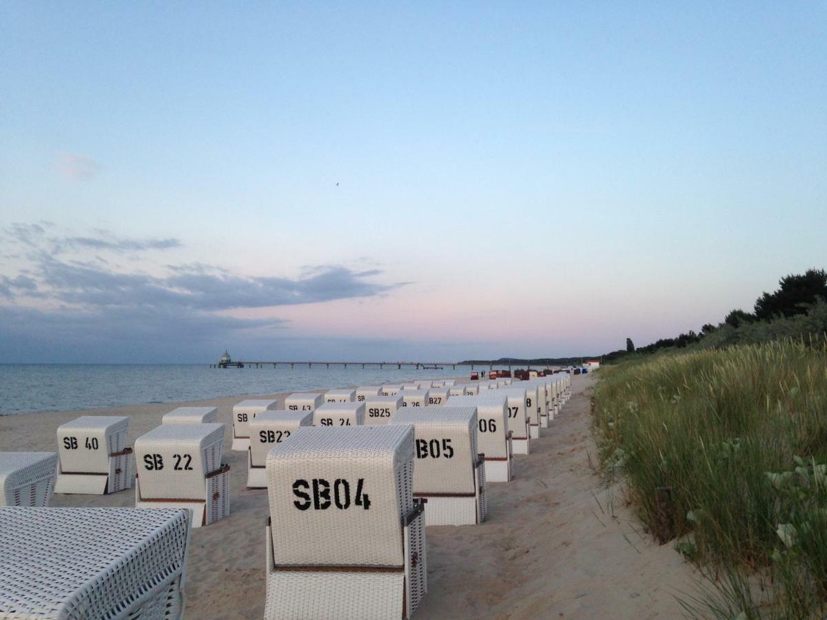 Holiday Home,855236516:JPEG