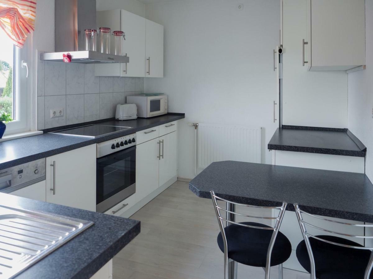 Two-Bedroom House,855996977:JPEG