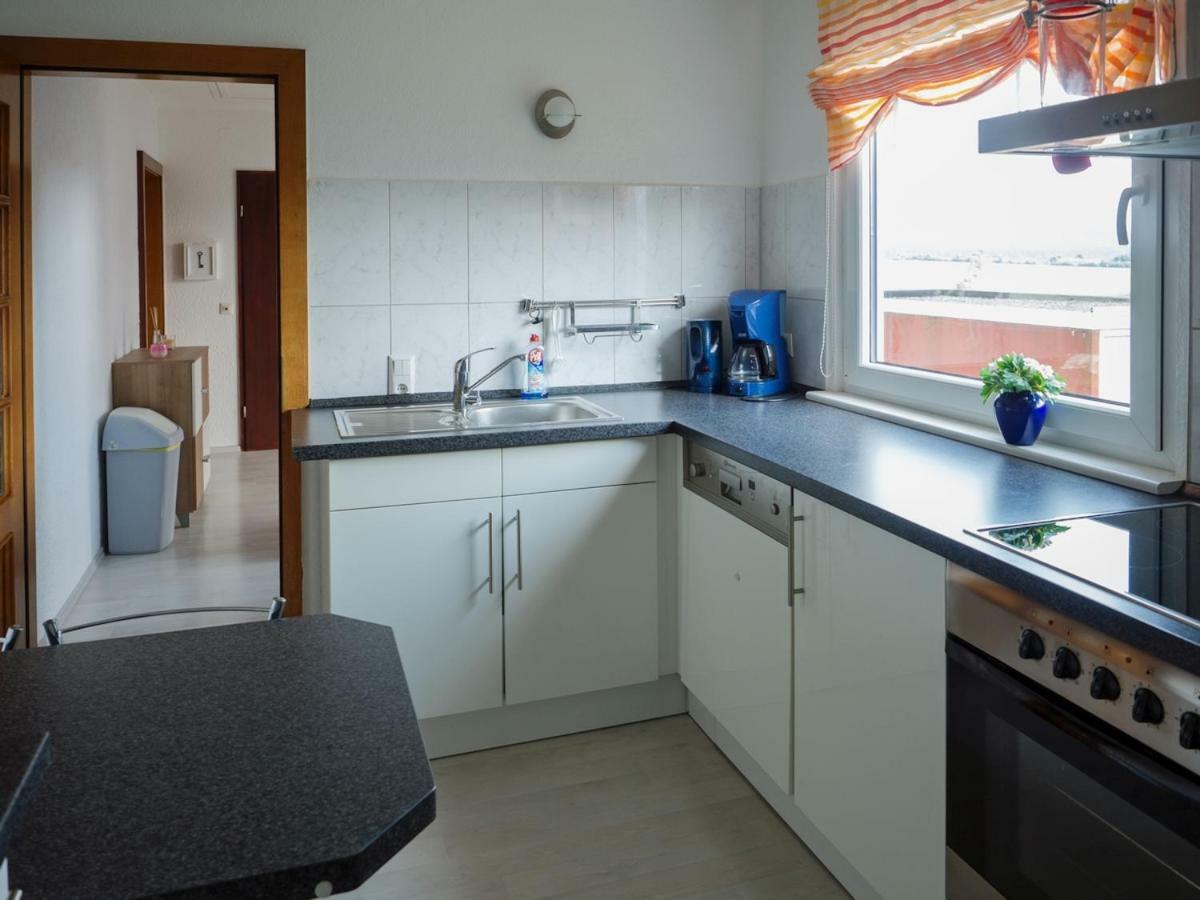 Two-Bedroom House,855996683:JPEG