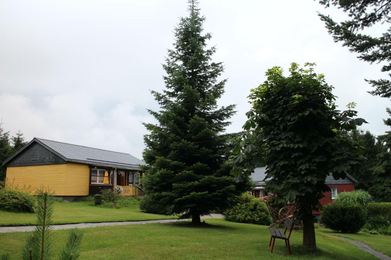 One-Bedroom House,1084522756:JPEG