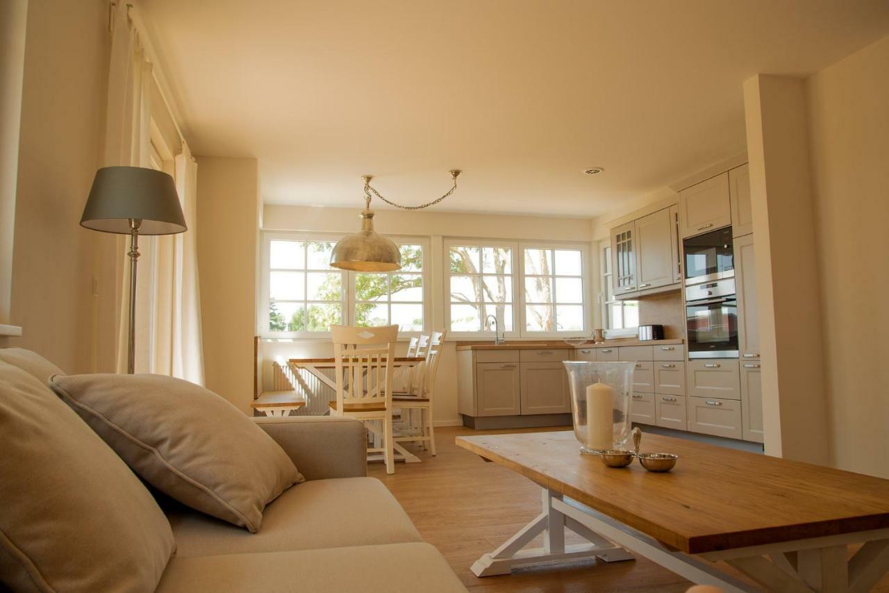 Holiday Home,864470441:JPEG