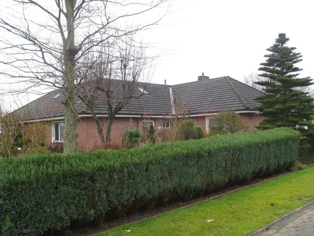 Two-Bedroom House,857482970:JPEG