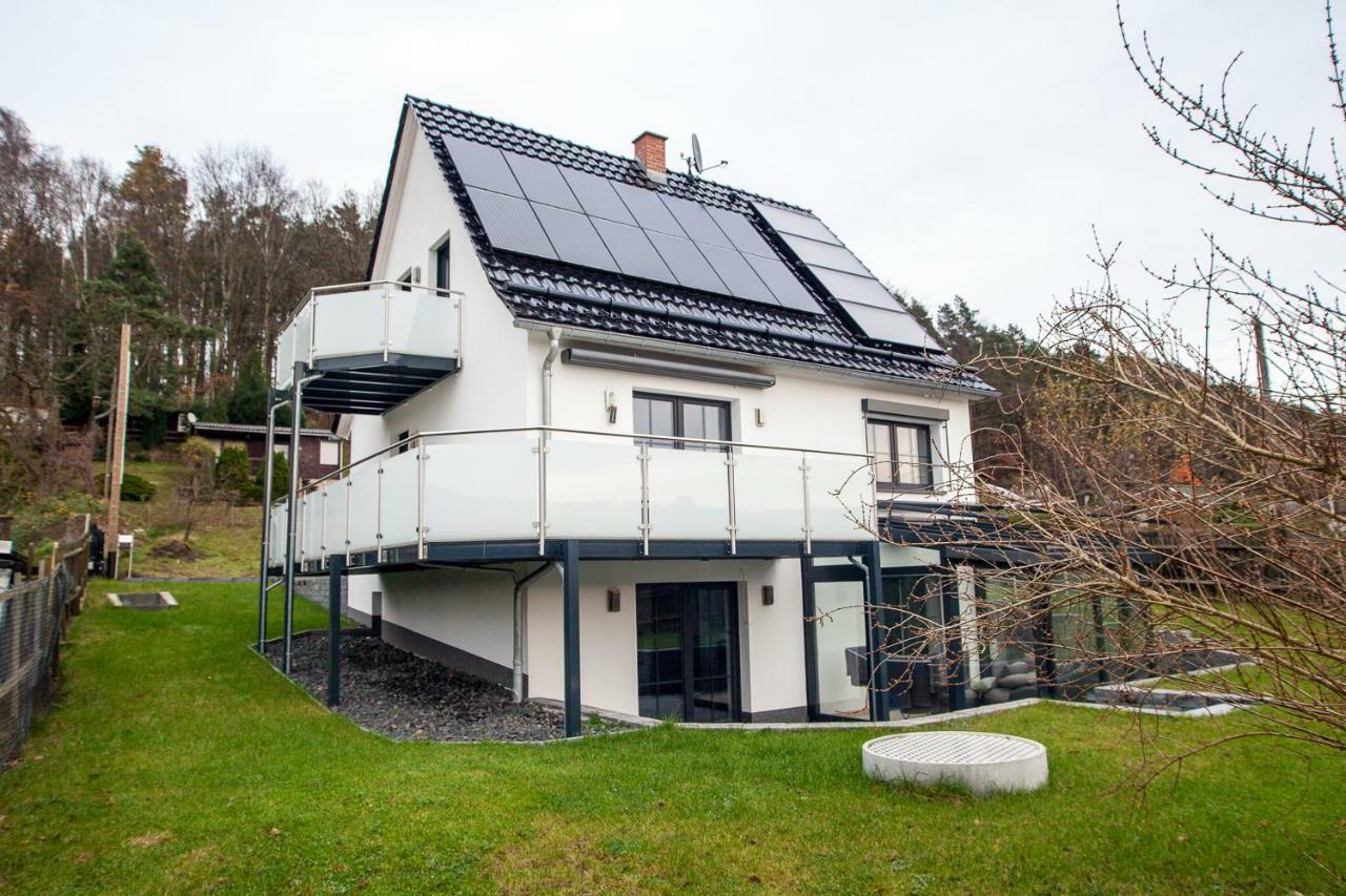 Four-Bedroom House,857961458:JPEG