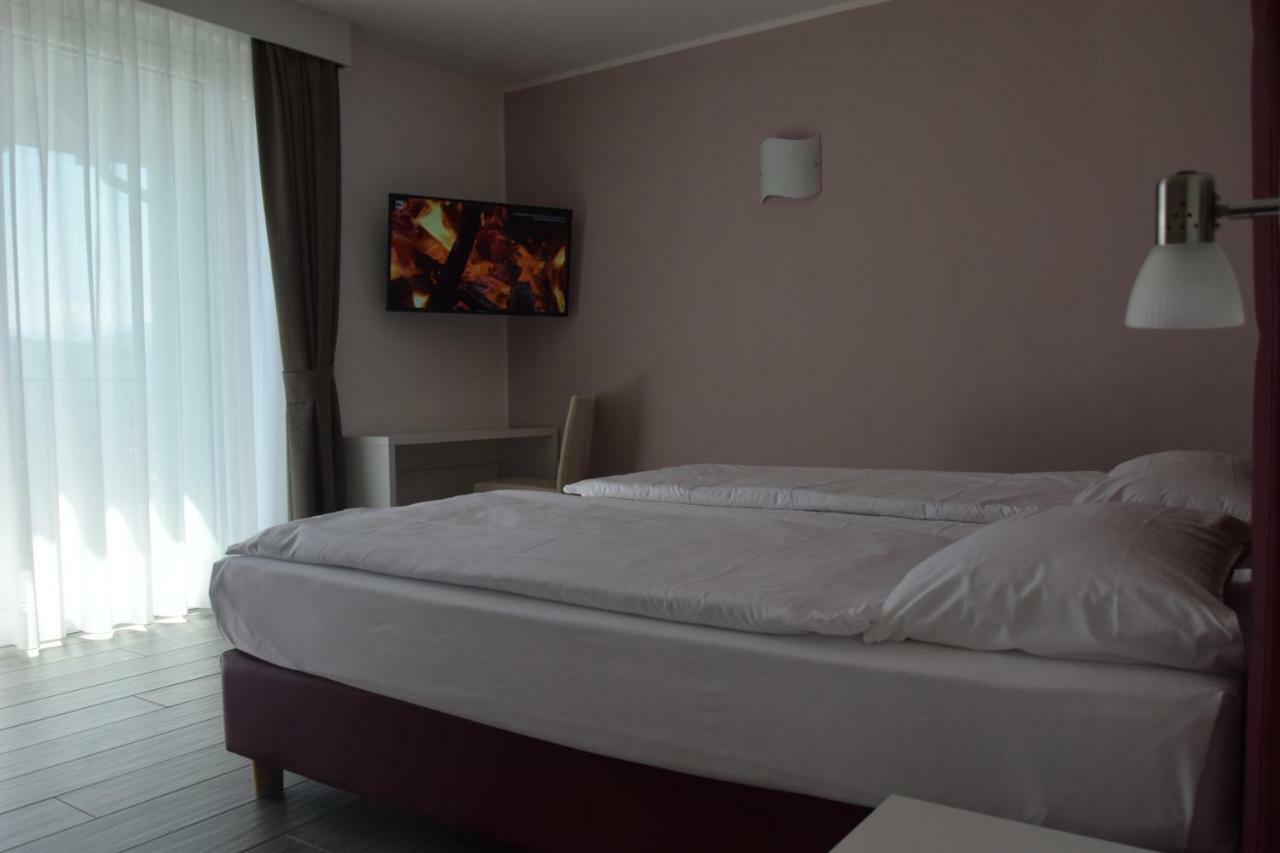 Junior Suite Balcony,852585386:JPEG