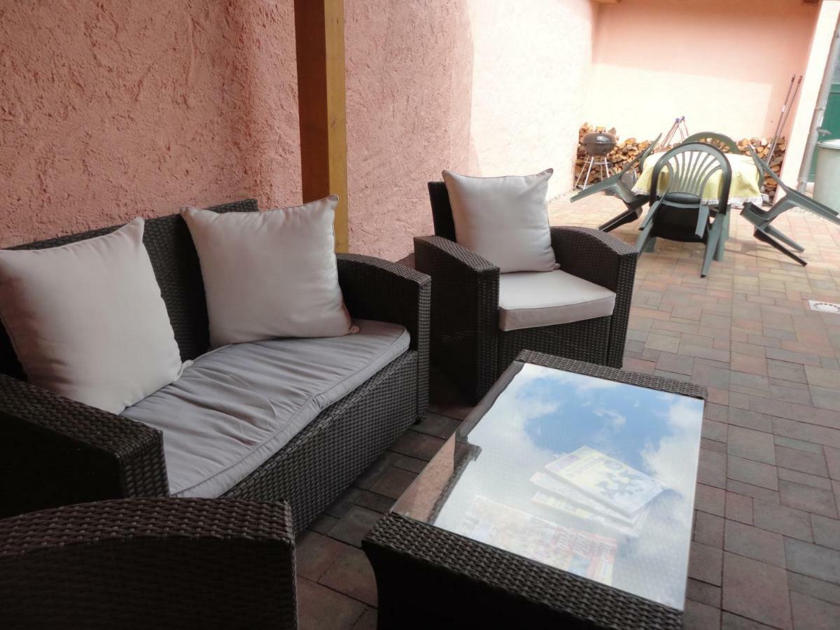 Holiday Home,863940065:JPEG