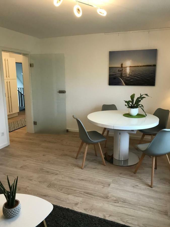 Two-Bedroom Apartment,897793105:JPEG
