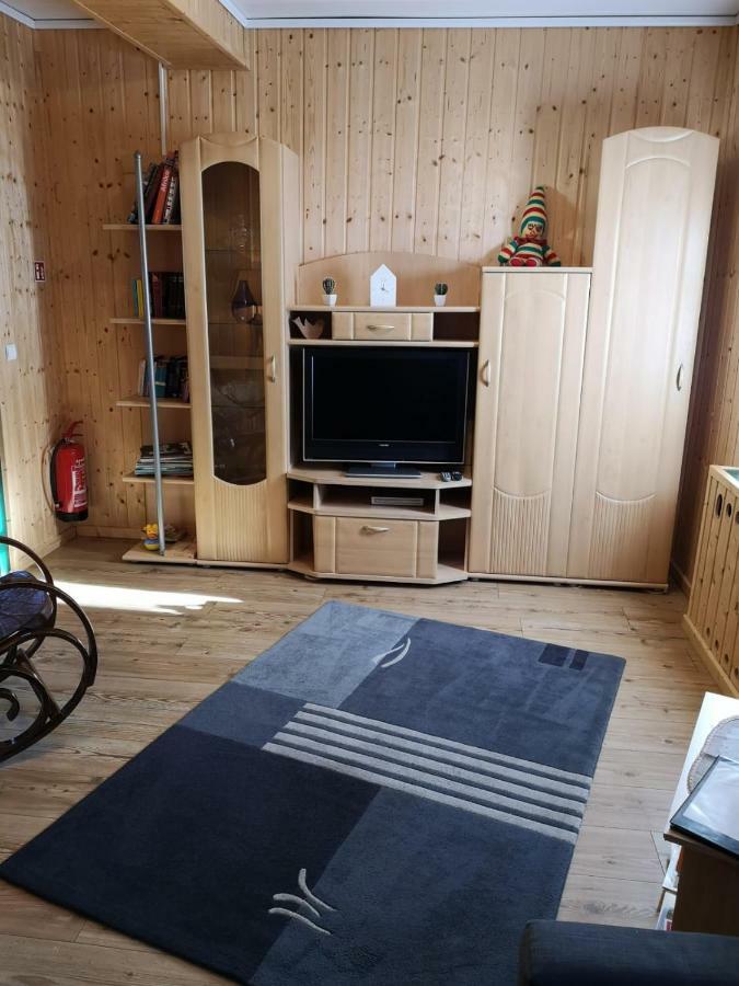 Two-Bedroom House,902922304:JPEG
