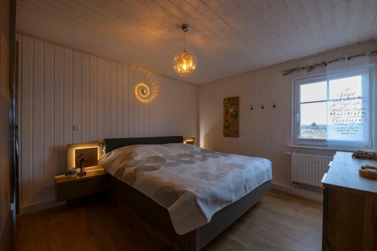 Two-Bedroom House,868781654:JPEG