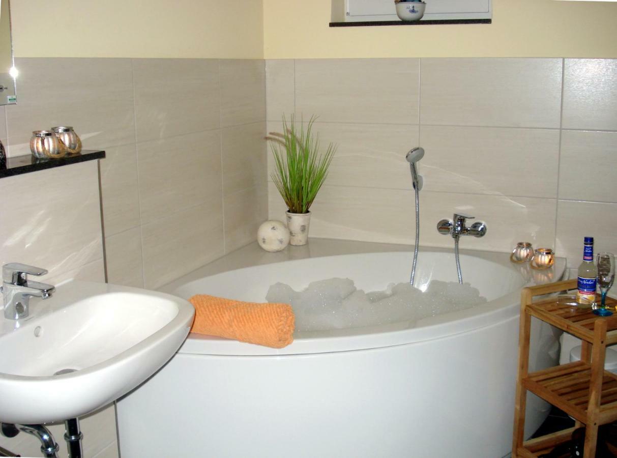 Four-Bedroom House,871124279:JPEG