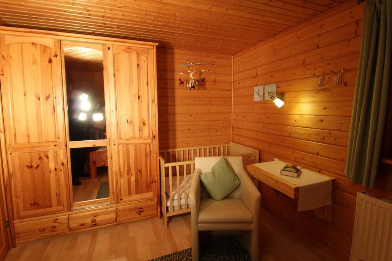 Holiday Home,918917416:JPEG