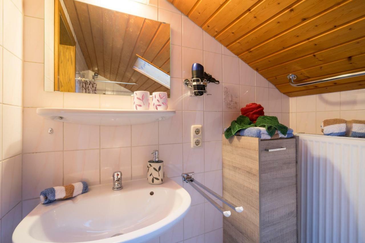 Quadruple Room with Balcony,883366690:JPEG