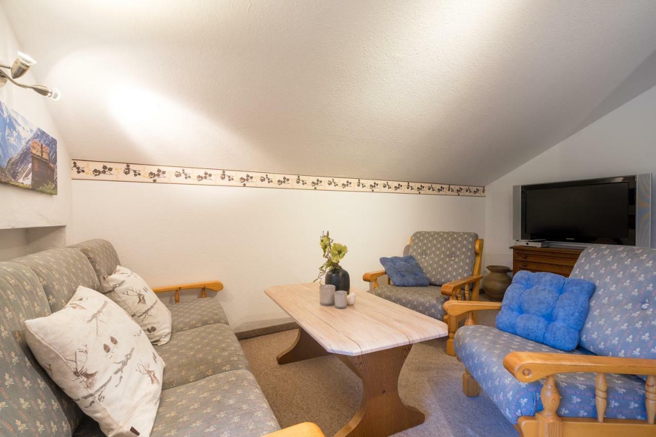 Quadruple Room Balcony,883366690:JPEG