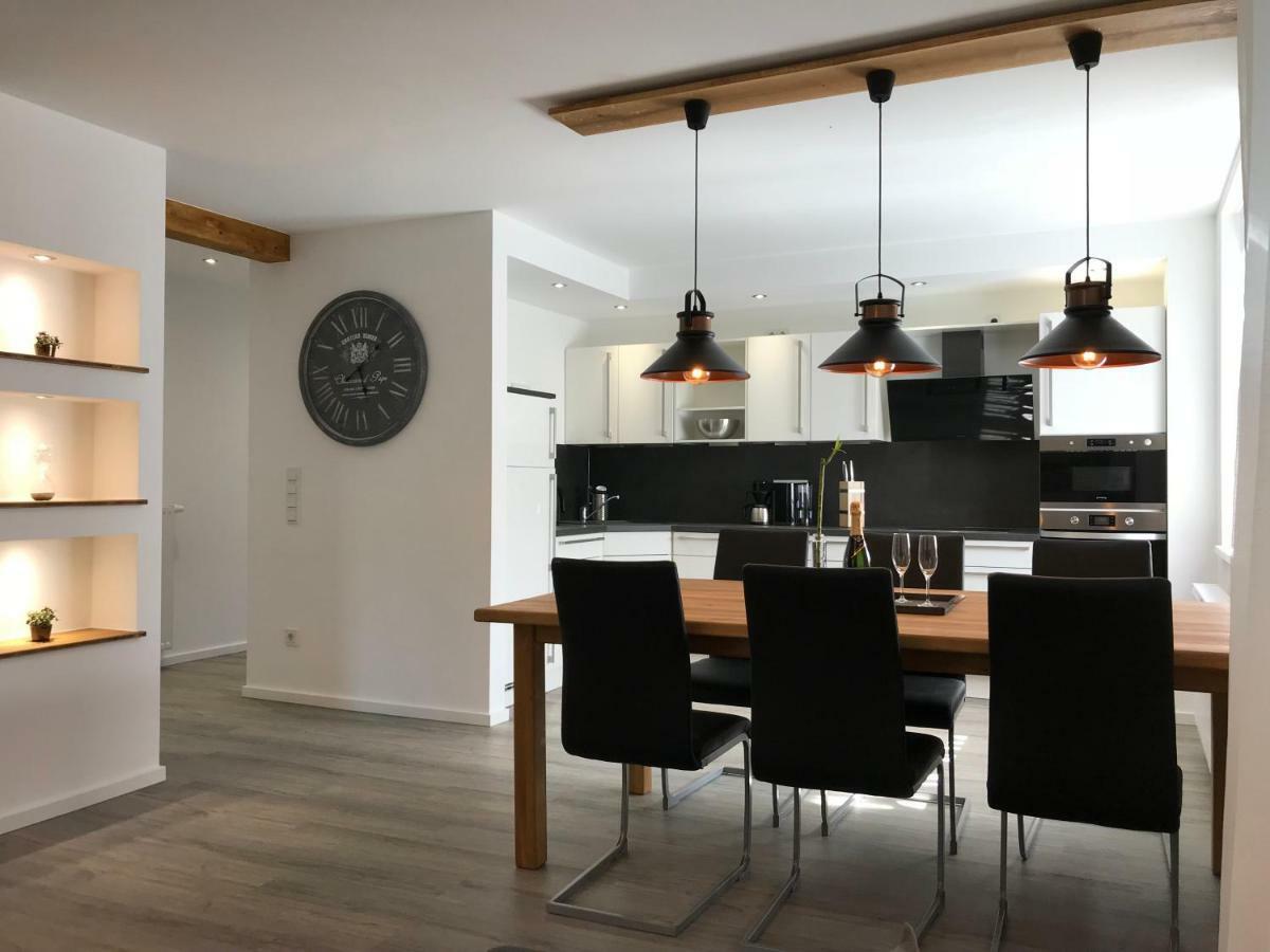 Three-Bedroom Villa,891195976:JPEG