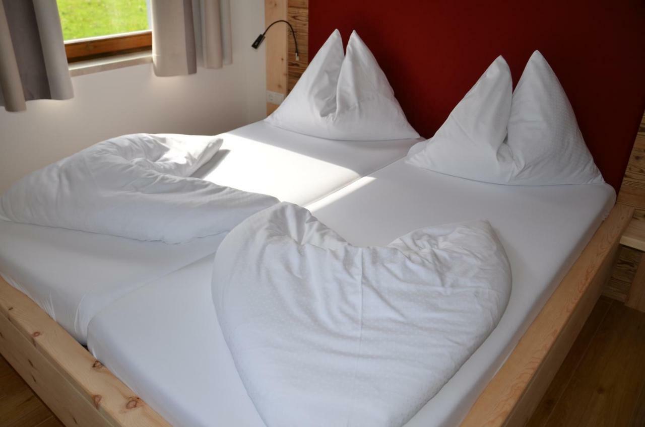 Basic Triple Room,1397981741:JPEG