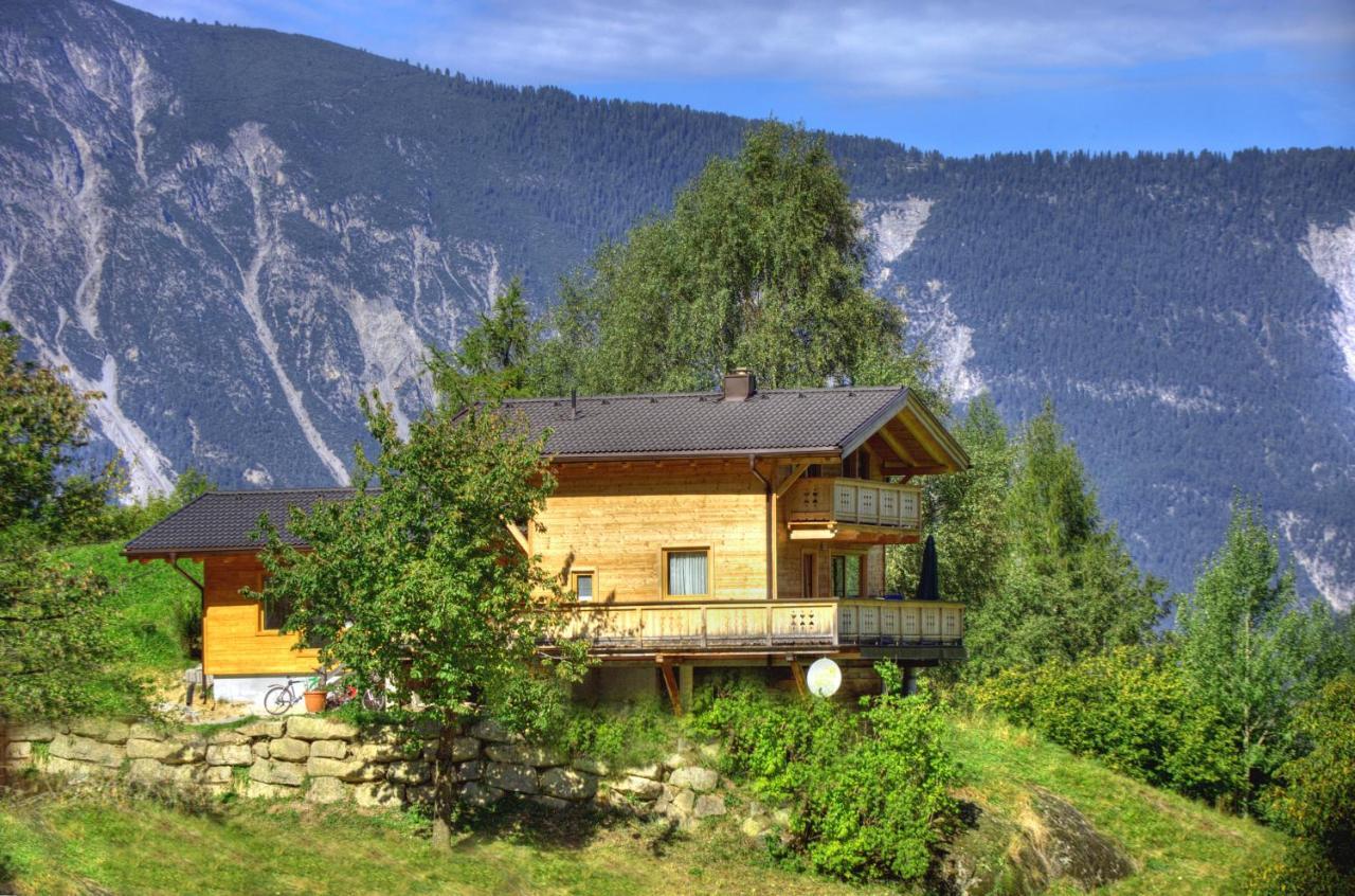 Three-Bedroom House,1438324234:JPEG