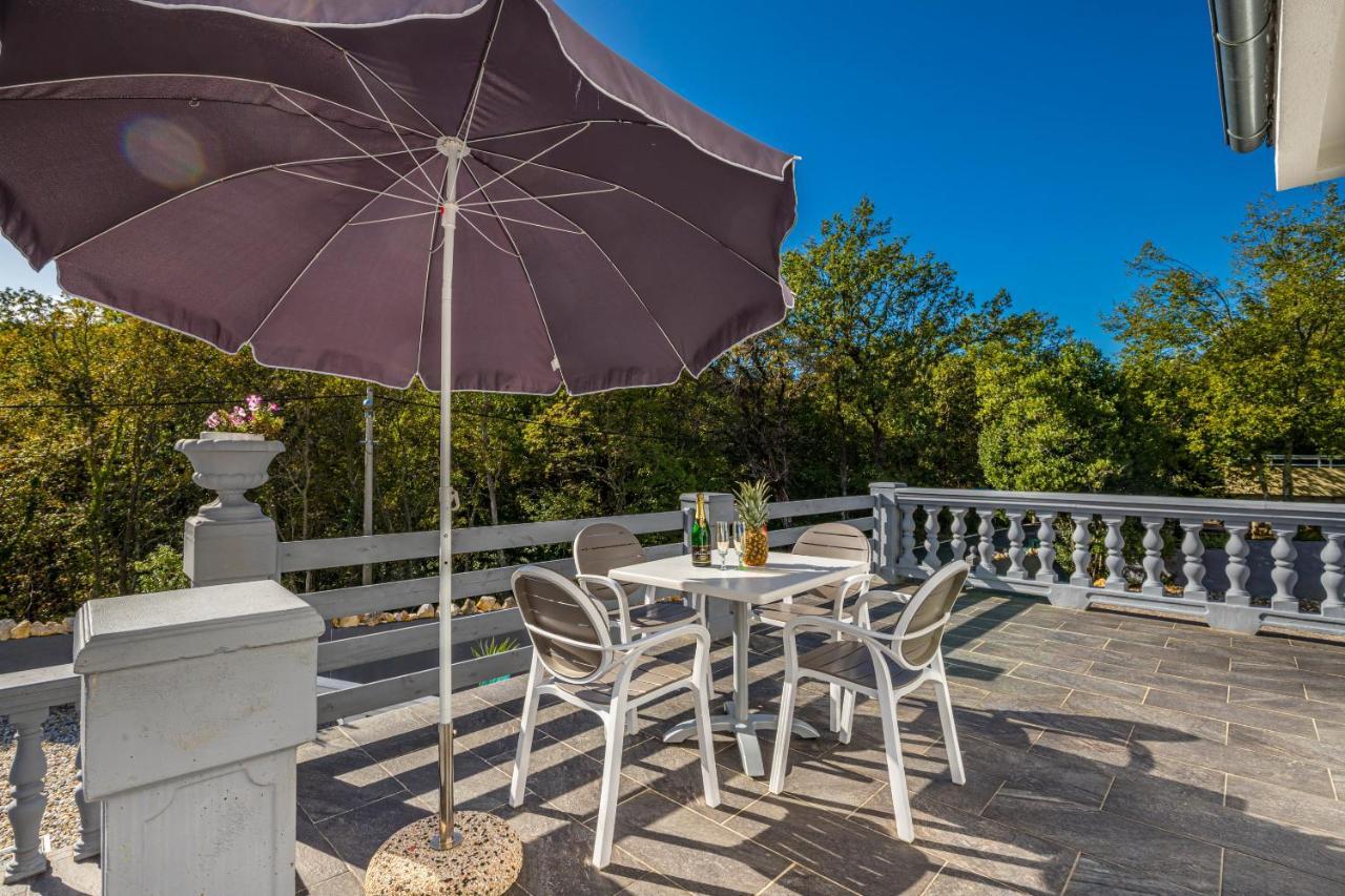 Four-Bedroom Villa with Private Pool,935559874:JPEG