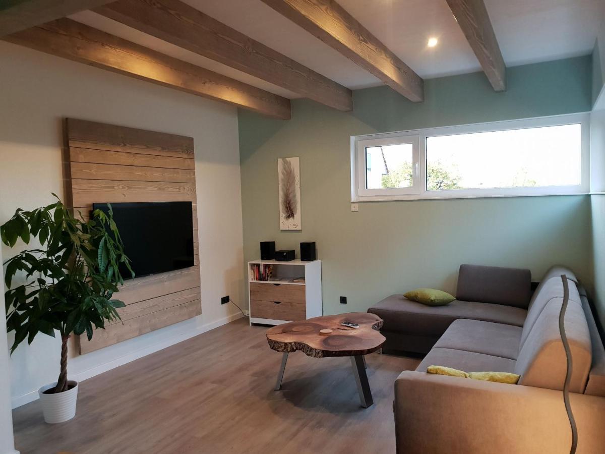 Two-Bedroom House,952451296:JPEG