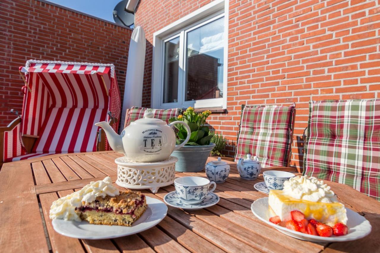 Four-Bedroom House,949687078:JPEG