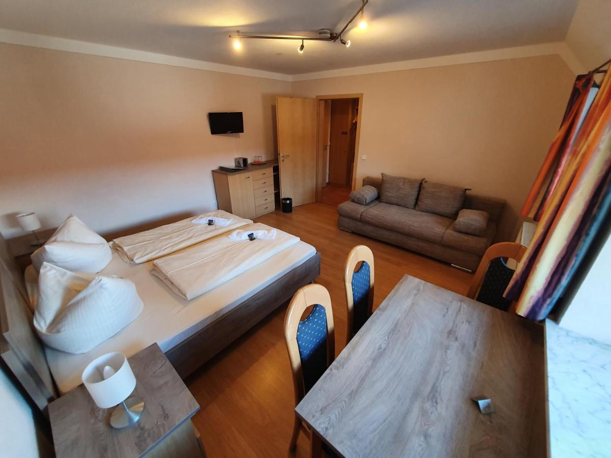 Family Room,1600276099:JPEG