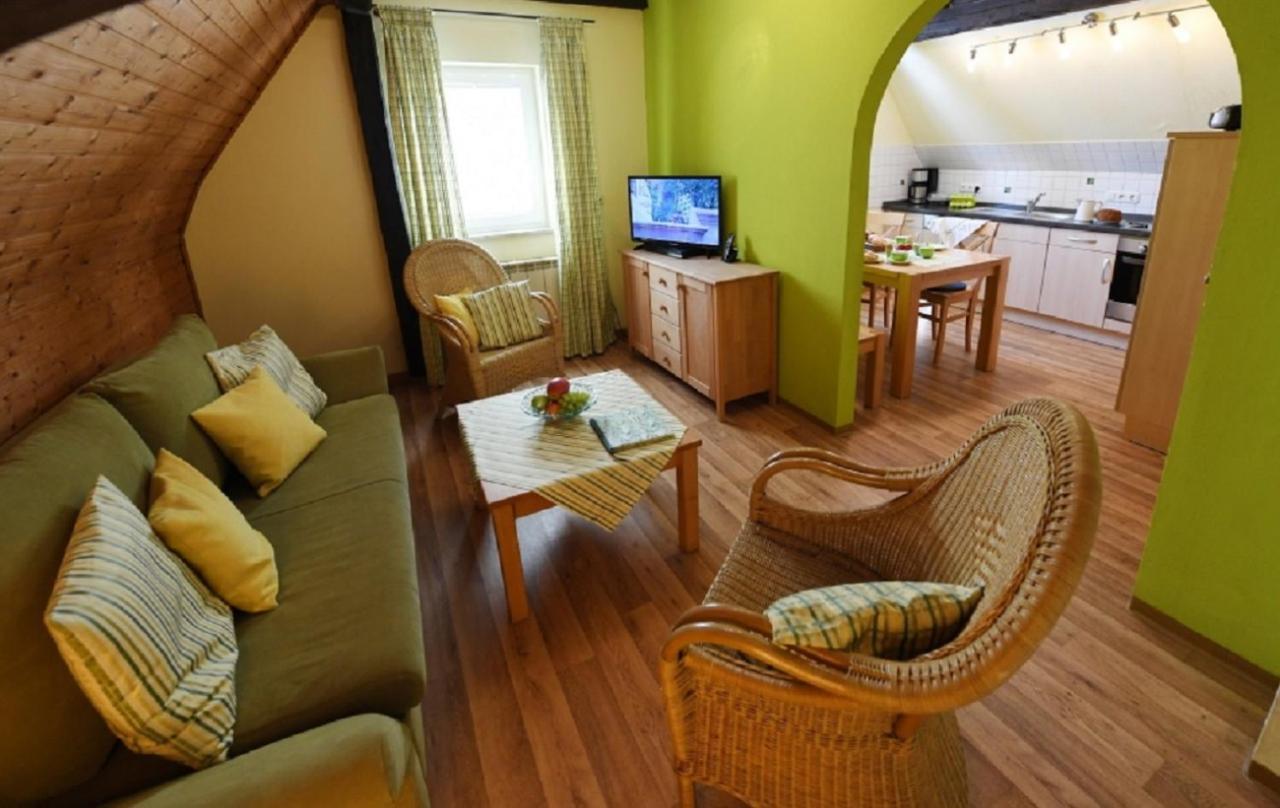 Two-Bedroom Apartment,998574291:JPEG