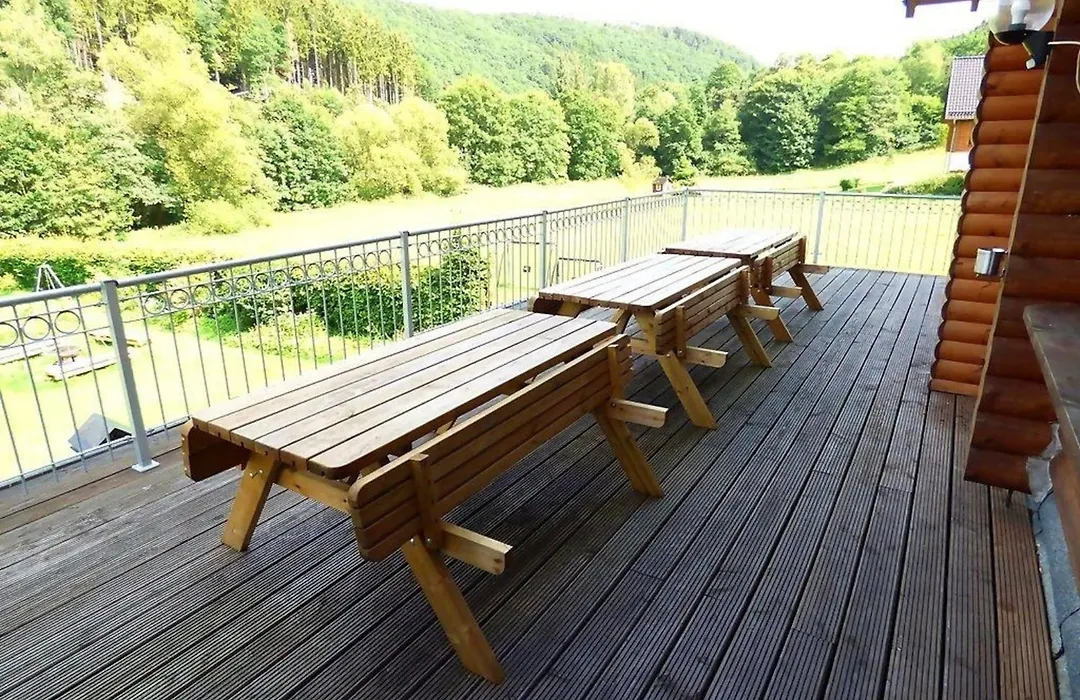 Ferienhaus in Wiesen mit Privatem Pool-1