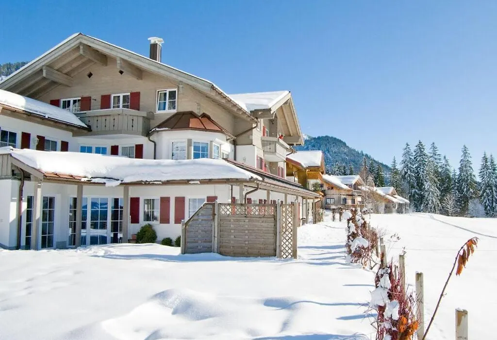 2 In Alpenroesle Modern Retreat-1
