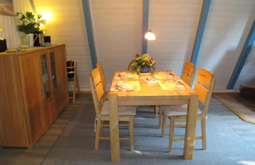 Ferienhaus GROSSES MEISENHAUS WING110-1