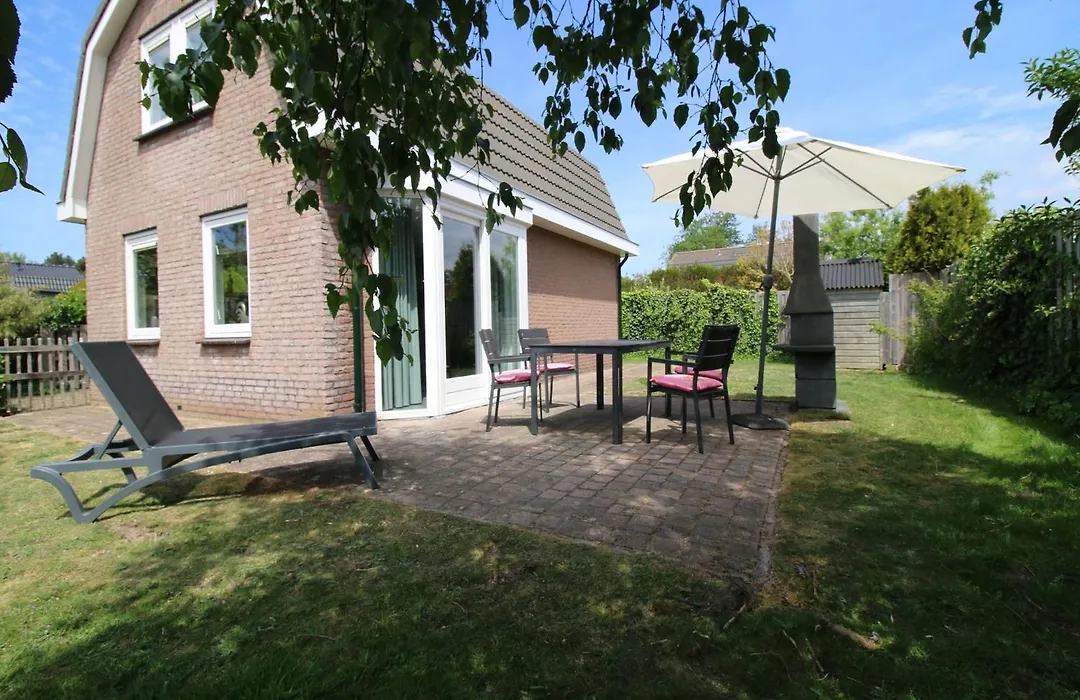 Nice House With Large Garden In Noordwijk And Near The Sea-1