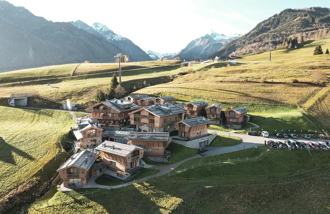 Premium Chalets By Zaglgut, Zell Am See-Kaprun - Wellness & Infinity Pool, Air Conditioning, Panoramic Views & Summer Card Included-1