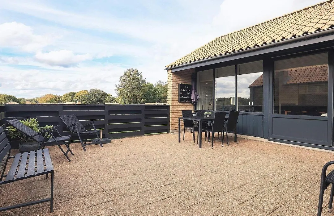 Charming 6-Person Vacation Home In Middelfart-1
