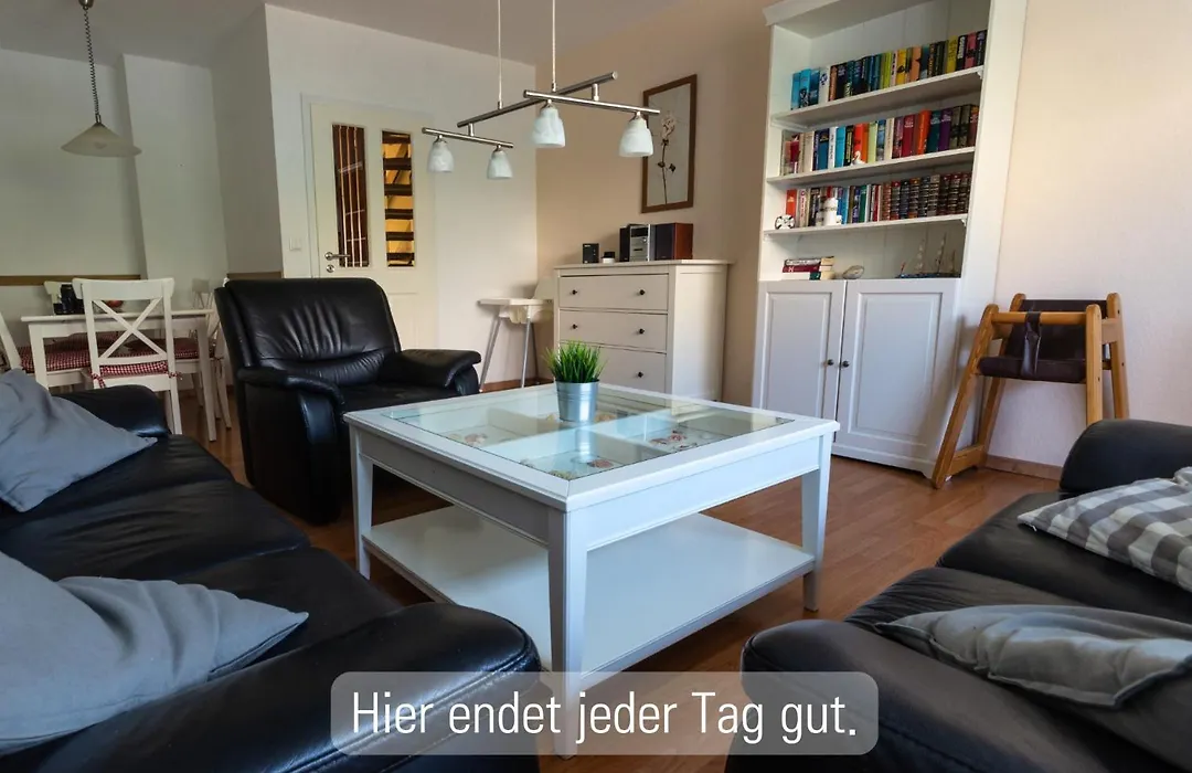 Ferienhaus für 6 in Grömitz 2 Bäder, Garten&Strandkorb am Strand-1