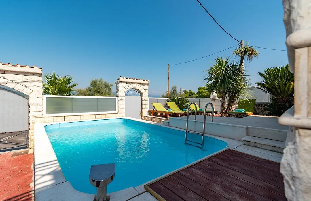 Villa Martina - Trogir-1