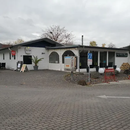 Ferienhaus MaLeFi 1 am Gülser Moselbogen-3