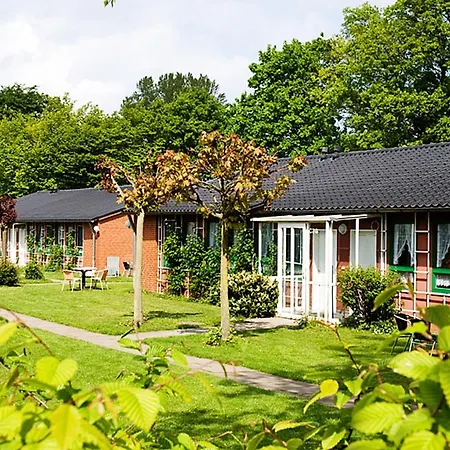 Ferienstaette Und Seminarhaus Theodor-Schwartz Travemuende-2
