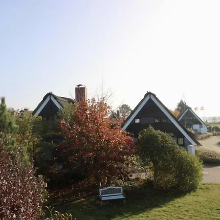 Am hohen Ufer, Reetdach-Haus Strand Ahoi 131-3