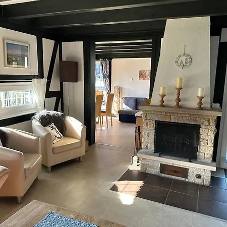 Annas Ferienhaus am Meer-3