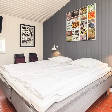 Charming 6-Person Vacation Home In Middelfart-2