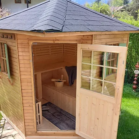 Ferienhaus Keramik-Alm mit Garten und Sauna-2