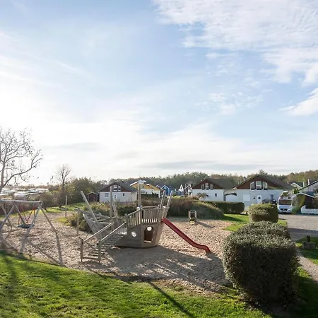 Seepark Süssau Ferienhaus Seeteufel 3-2