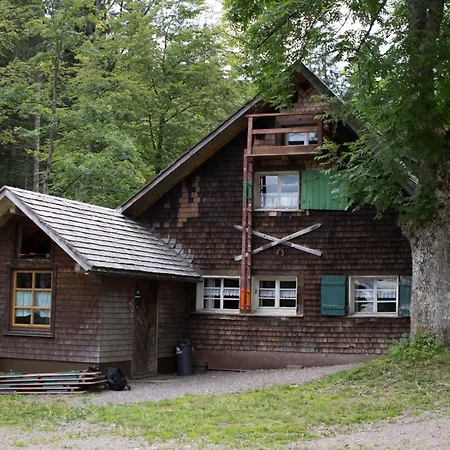 Raimartihof mit Ferienunterkünften-2