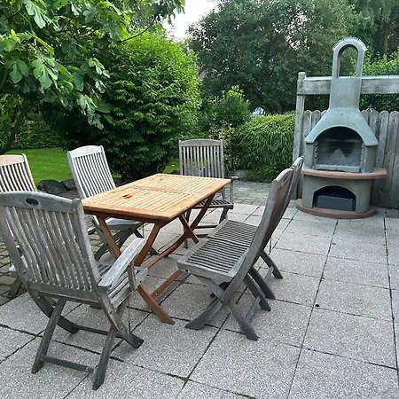 Fehmarn Presen-Süd - Ferienhaus plus Anbauwohnung für bis zu 7 Personen in Strandnähe-3