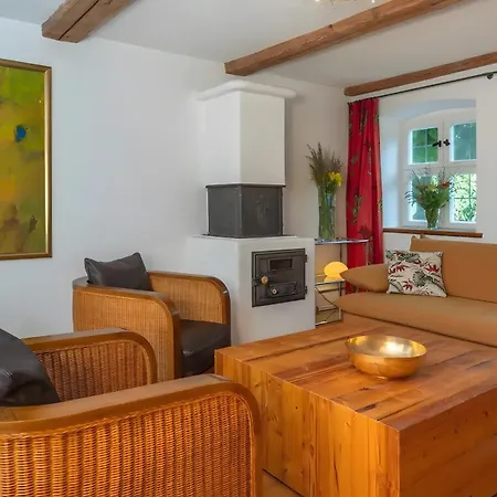 5 Sterne Ferienhaus Gut Stohrerhof am Ammersee bis 15 Personen-2