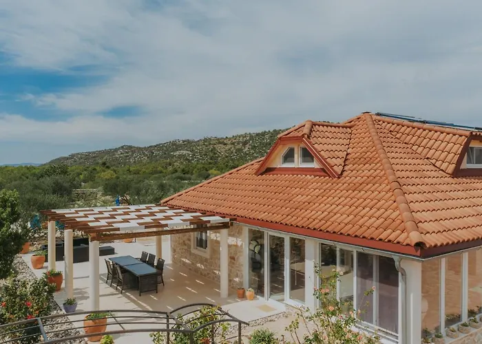 Villa Red Hacienda With Pool Vodice