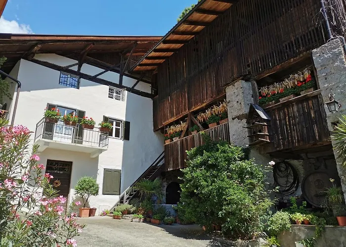 Villa Gloegglhof Lana