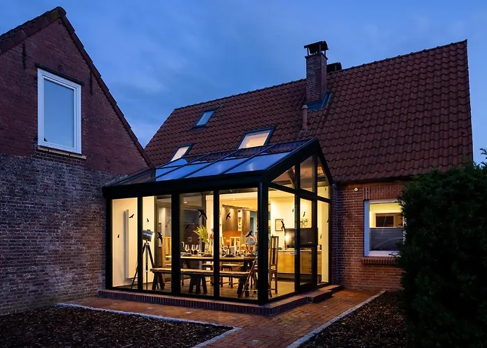 Villa Auszeithaus Pilsum mit großem Wintergarten - 8 Personen Krummhörn