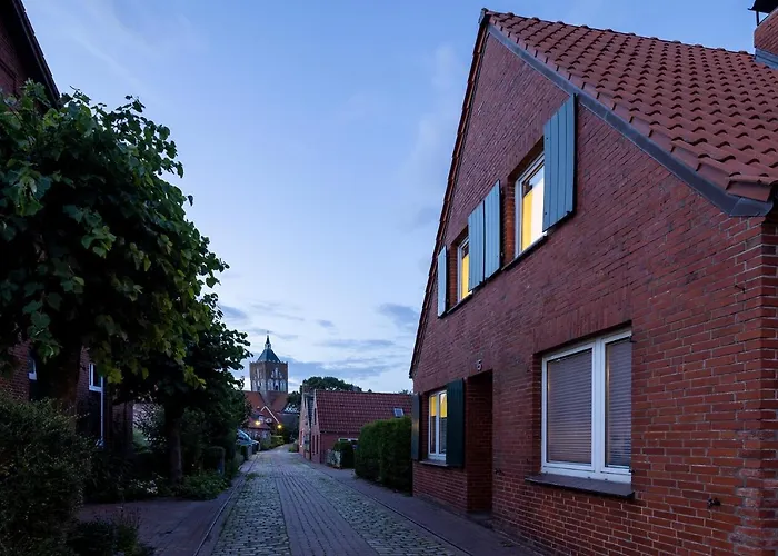 Villa Auszeithaus Pilsum mit großem Wintergarten - 8 Personen Krummhörn