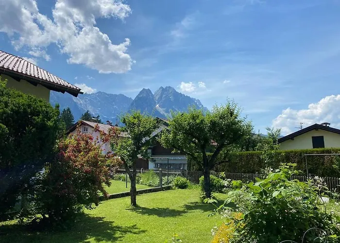 Haus mit wunderschönem Ausblick und Garten Garmisch-Partenkirchen