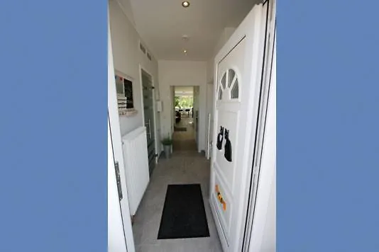 Ferienhäuser Ferienhaus, Uns Boddenhuesing Born