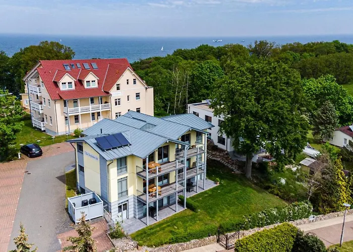 Ferienwohnungen Altmann - 4 Villa Bergfrieden Süd Goehren 