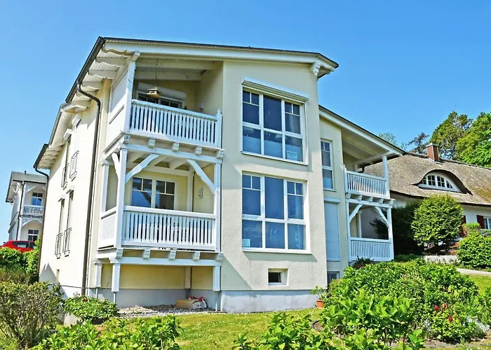 Ferienwohnung mit Balkon 500 m bis zum Strand VB Goehren 